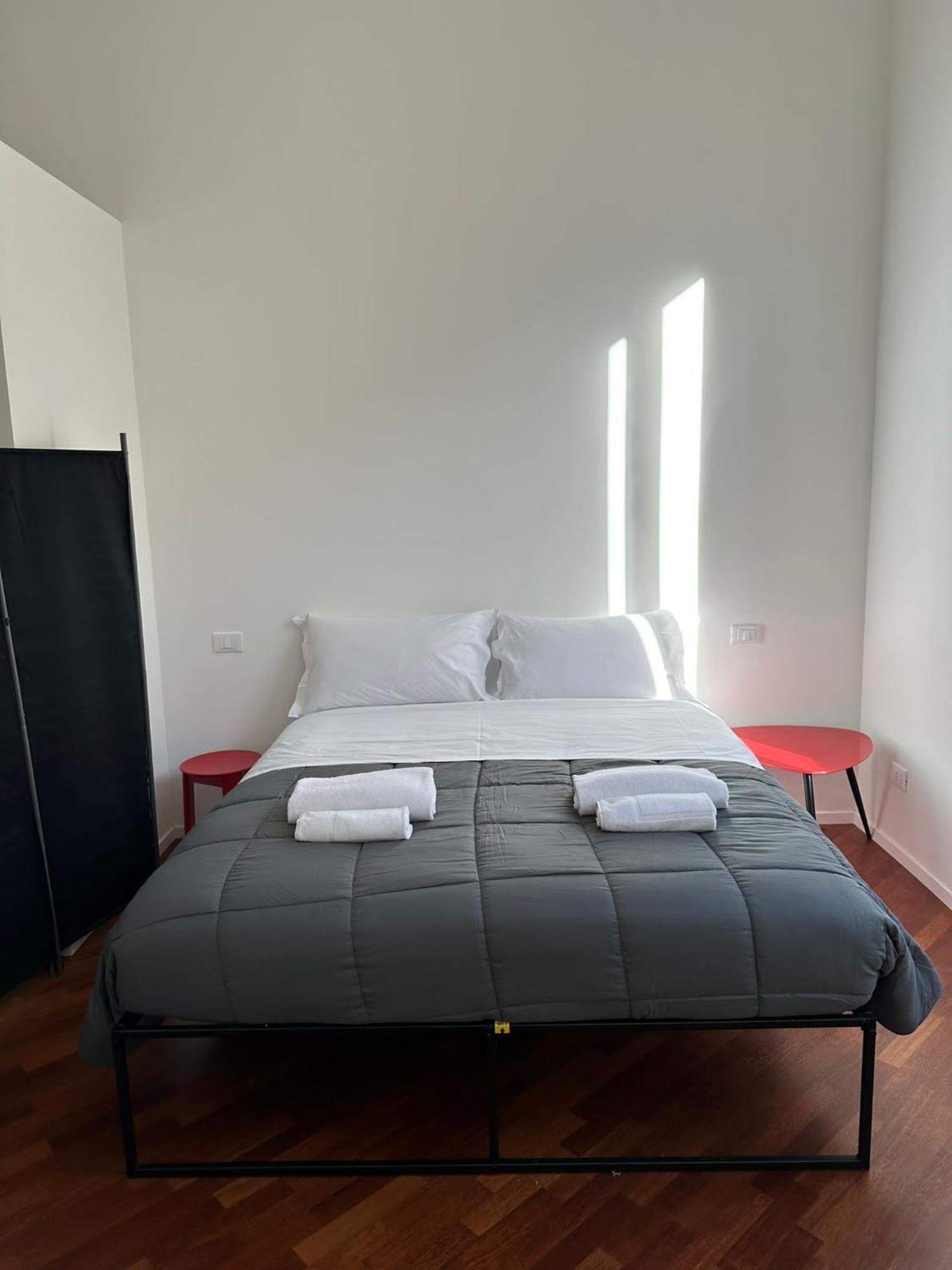Whouse Suite Apartament Indipendenza 博洛尼亚 外观 照片