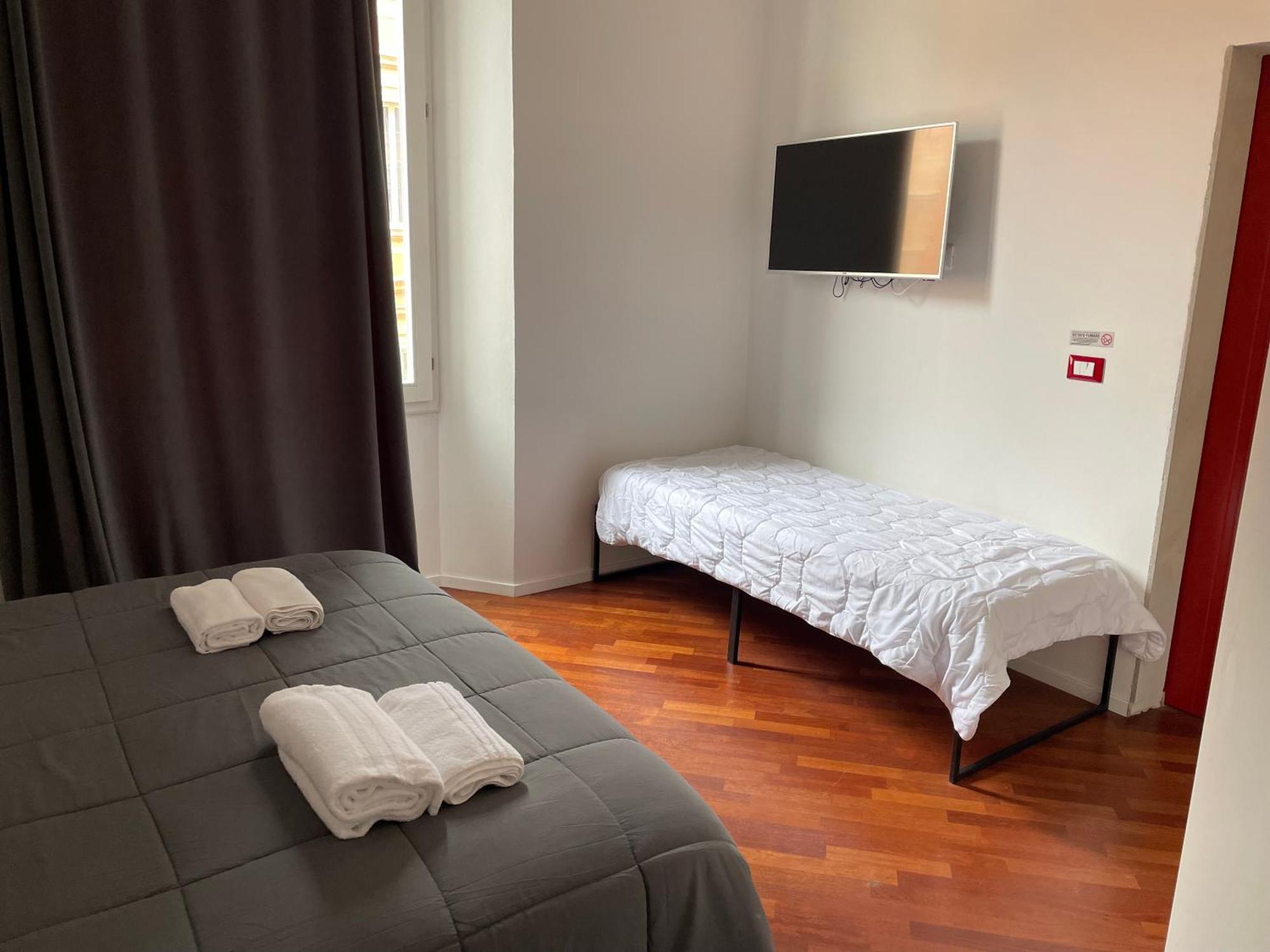 Whouse Suite Apartament Indipendenza 博洛尼亚 外观 照片